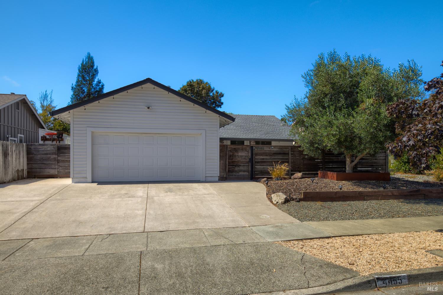 4455 Summerfield Drive Napa CA 94558