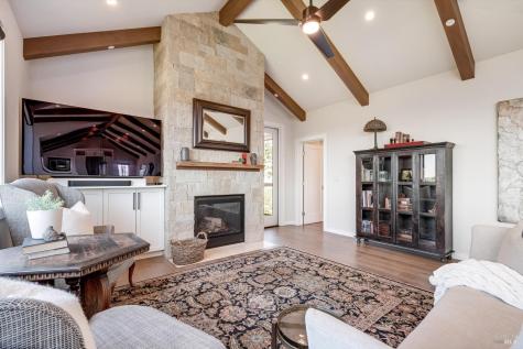 1750 Crystal Springs Court Santa Rosa CA 95404