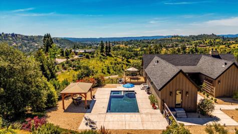 1750 Crystal Springs Court Santa Rosa CA 95404