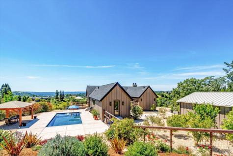1750 Crystal Springs Court Santa Rosa CA 95404