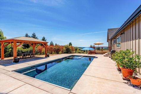 1750 Crystal Springs Court Santa Rosa CA 95404