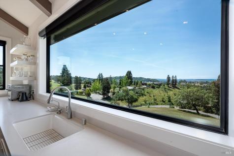 1750 Crystal Springs Court Santa Rosa CA 95404
