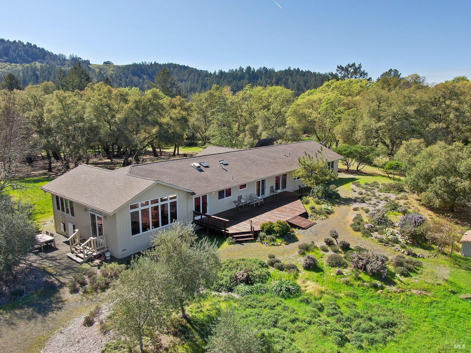 5809 Sharp Road Calistoga CA 94515