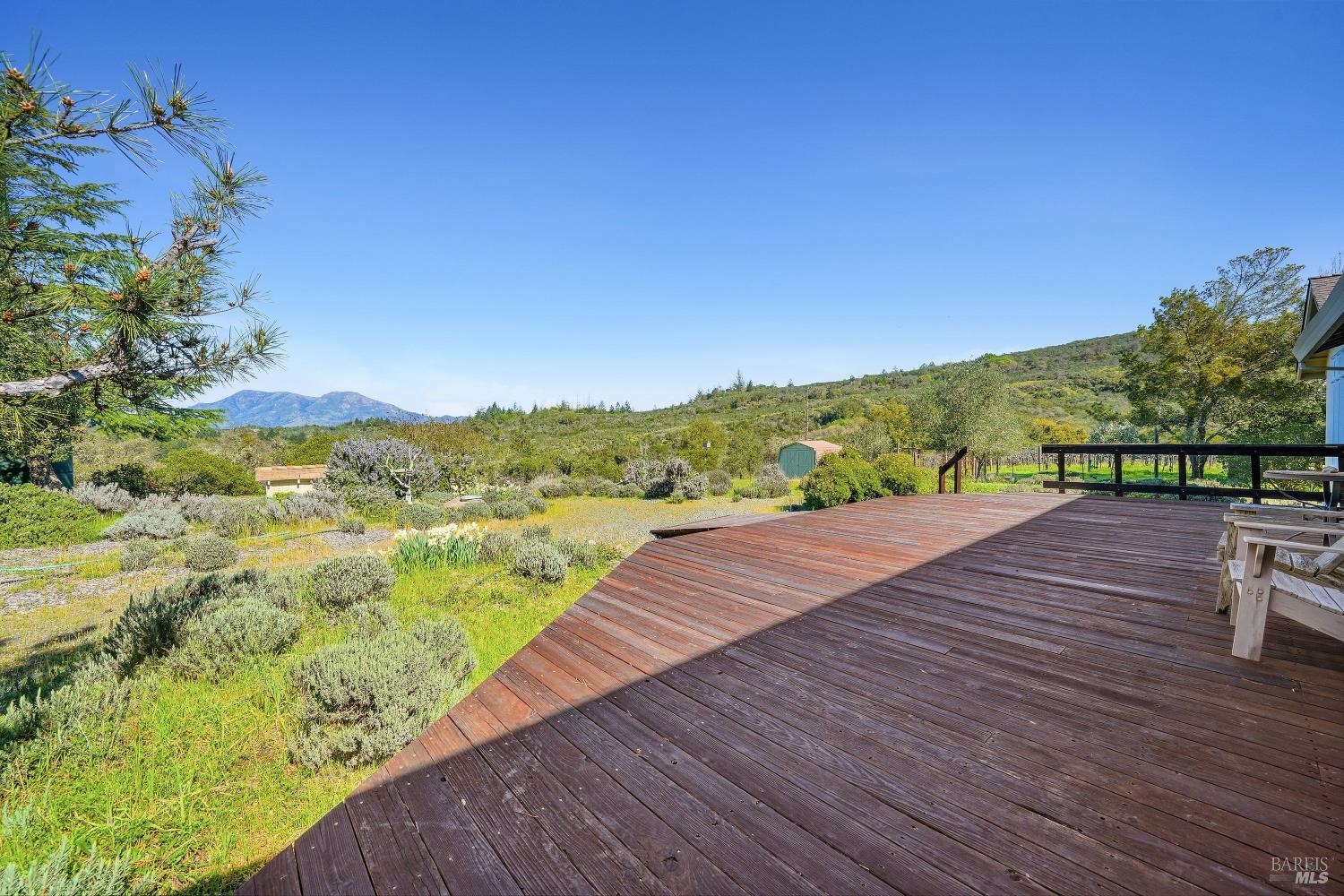 5809 Sharp Road Calistoga CA 94515
