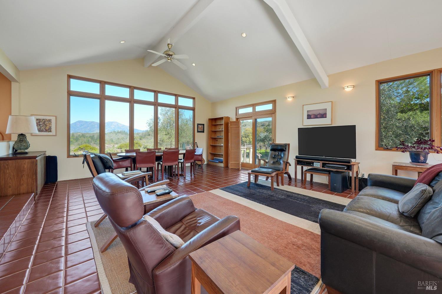 5809 Sharp Road Calistoga CA 94515