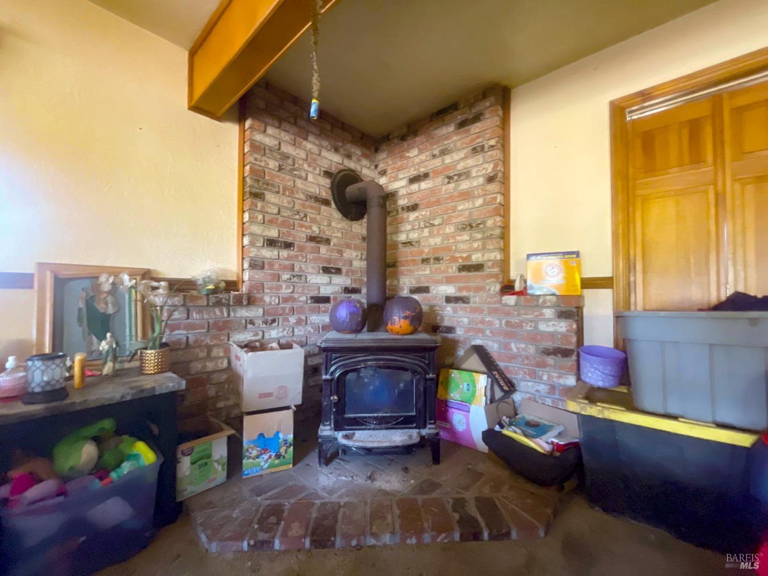 22881 Biggar Lane Covelo CA 95428
