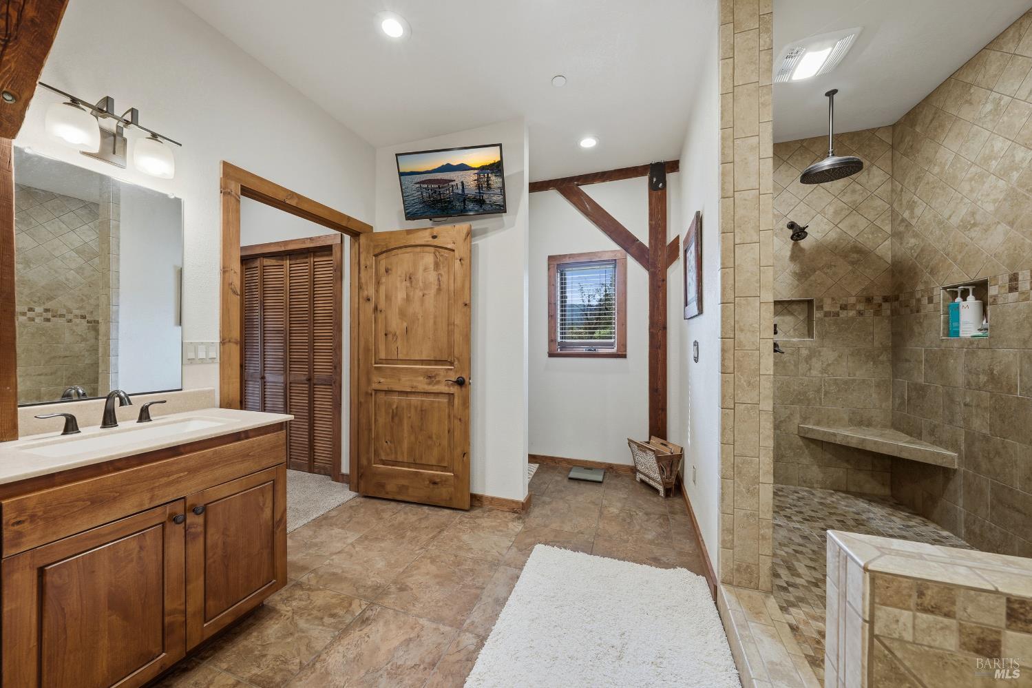 19676 Highway 175 Middletown CA 95461