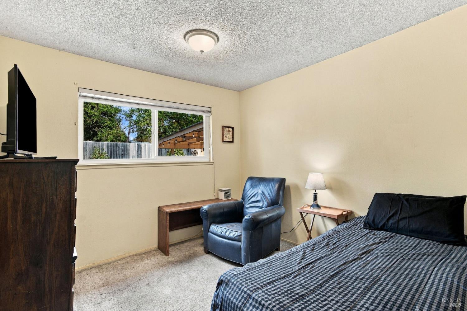 8252 Valley View Drive Sebastopol CA 95472