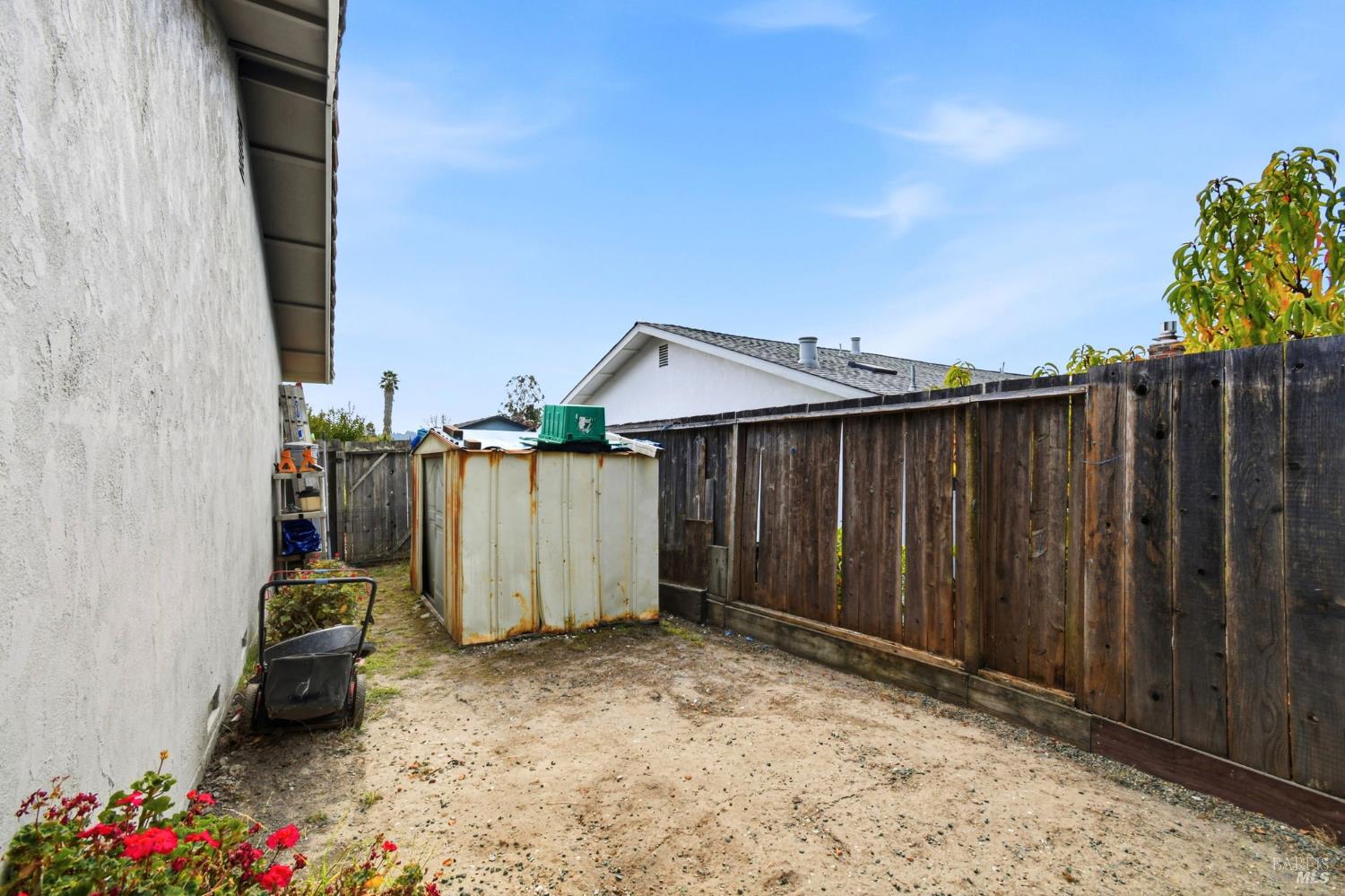 8252 Valley View Drive Sebastopol CA 95472