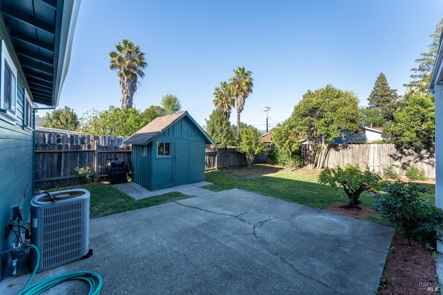 1803 S Dora Street Ukiah CA 95482