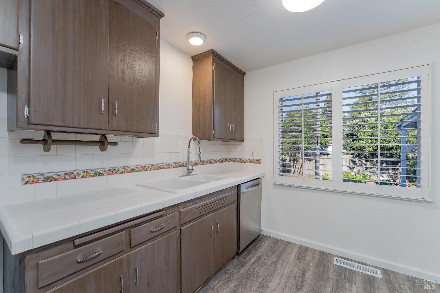 1803 S Dora Street Ukiah CA 95482