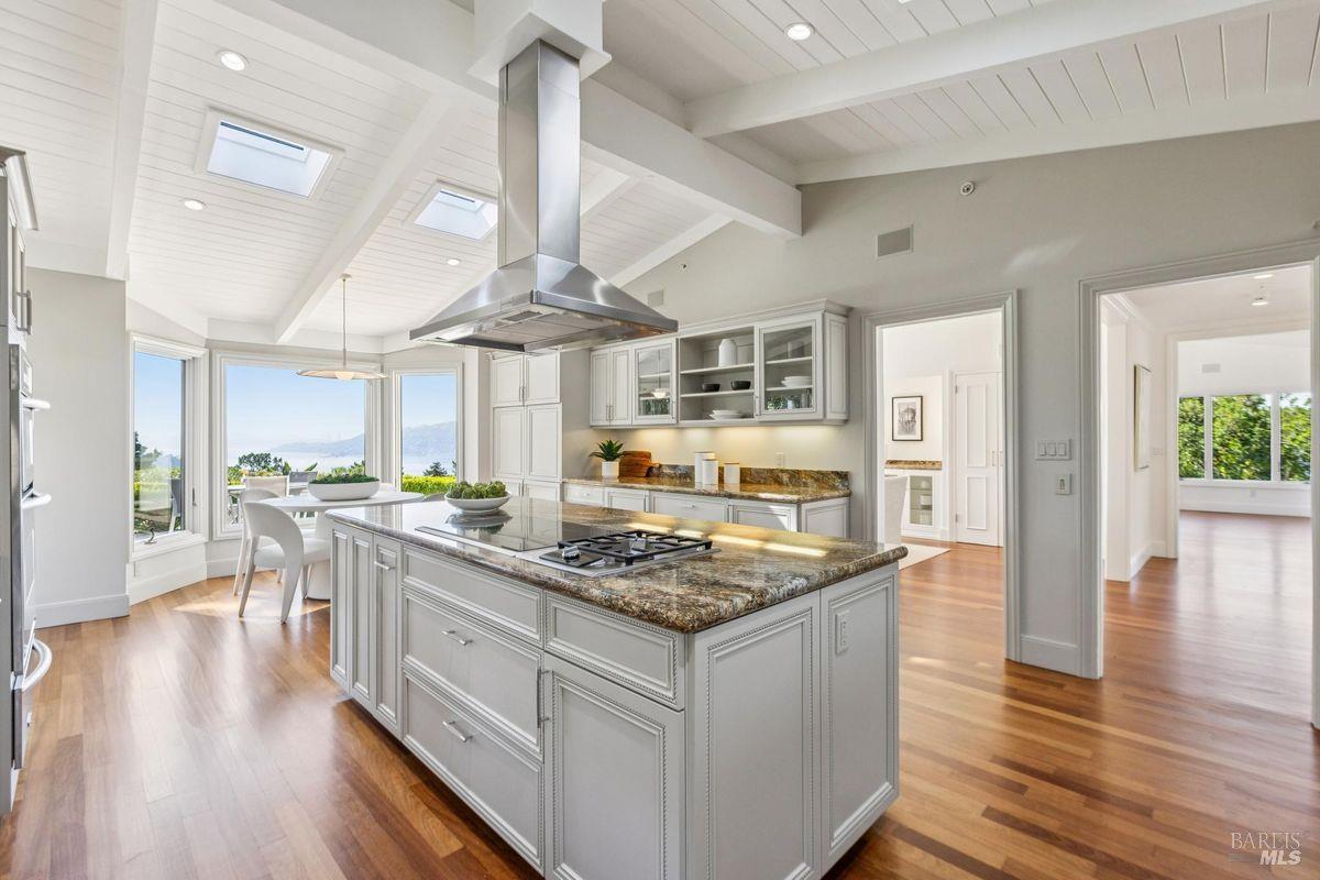 17 Tanfield Road Tiburon CA 94920