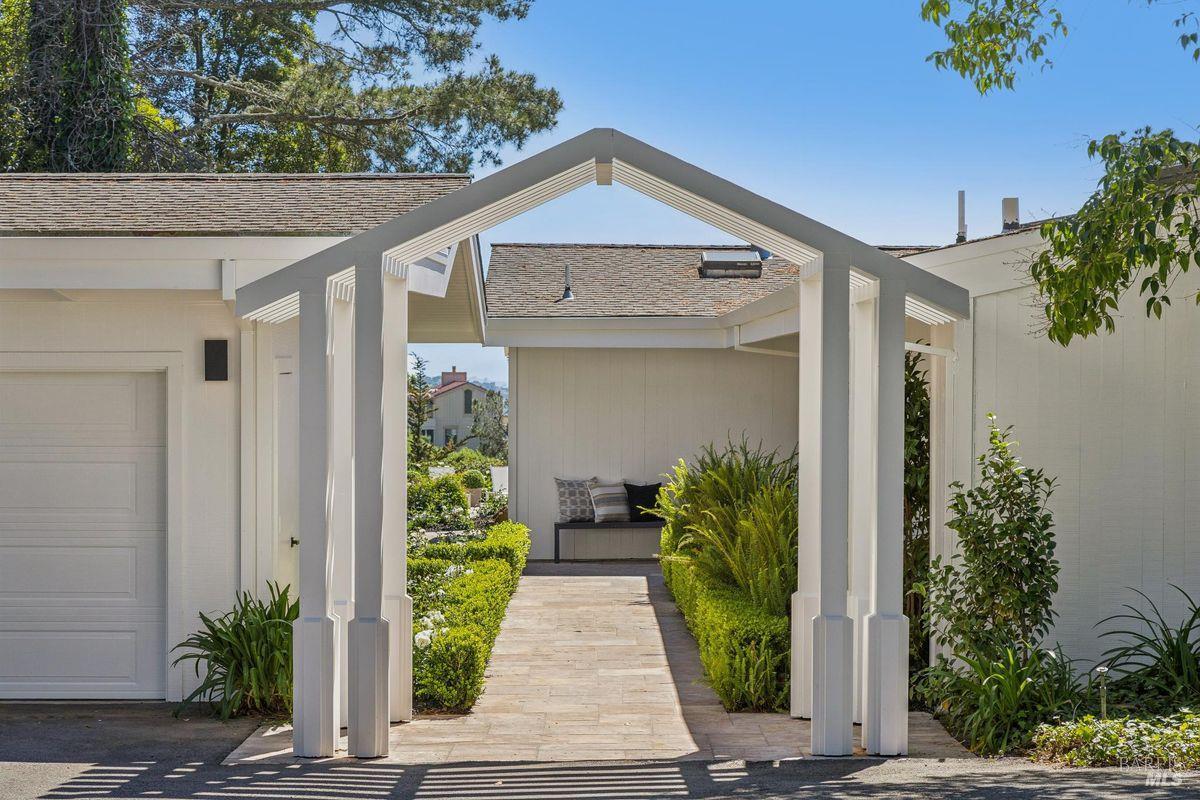 17 Tanfield Road Tiburon CA 94920