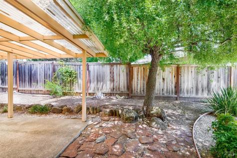 138 Oak Shadow Drive Santa Rosa CA 95409