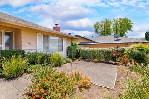 138 Oak Shadow Drive Santa Rosa CA 95409