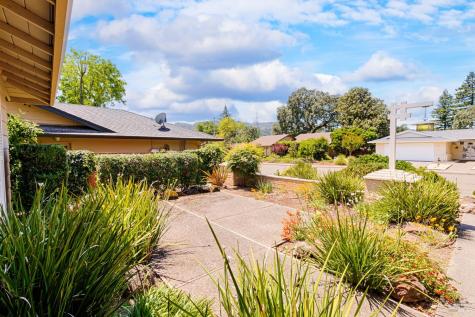 138 Oak Shadow Drive Santa Rosa CA 95409