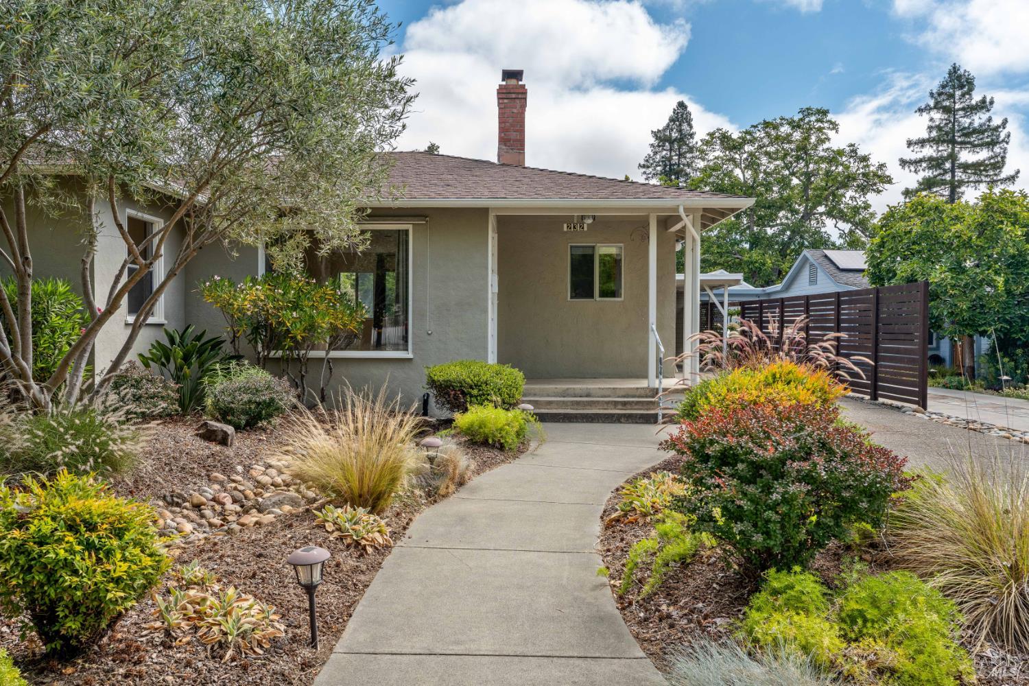 232 N Washington Street Cloverdale CA 95425