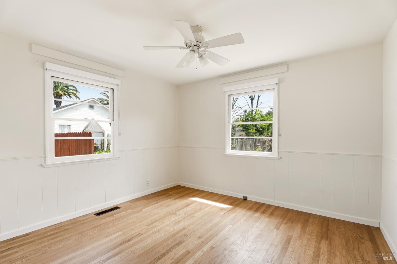 232 N Washington Street Cloverdale CA 95425