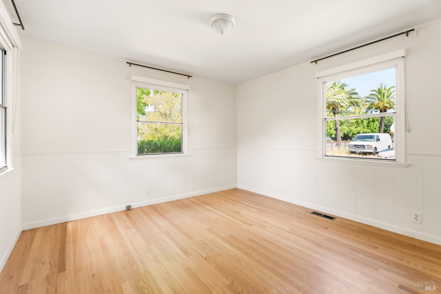 232 N Washington Street Cloverdale CA 95425