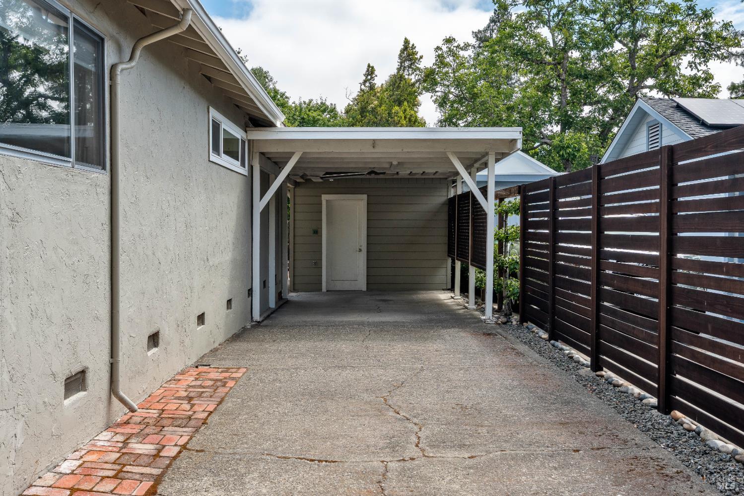 232 N Washington Street Cloverdale CA 95425