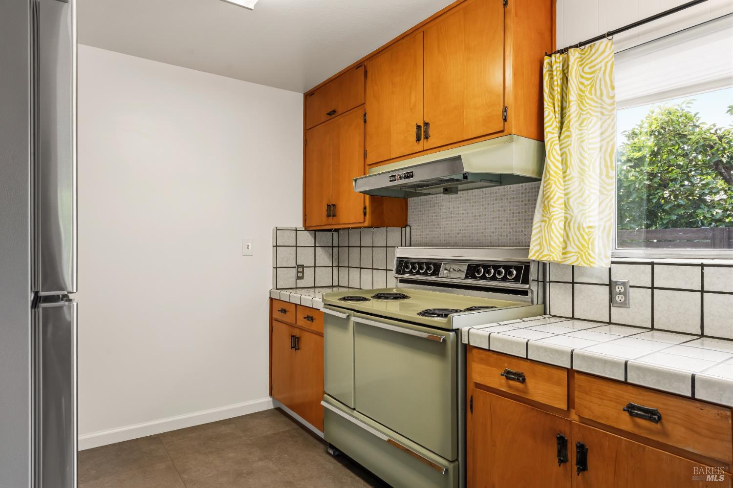 232 N Washington Street Cloverdale CA 95425