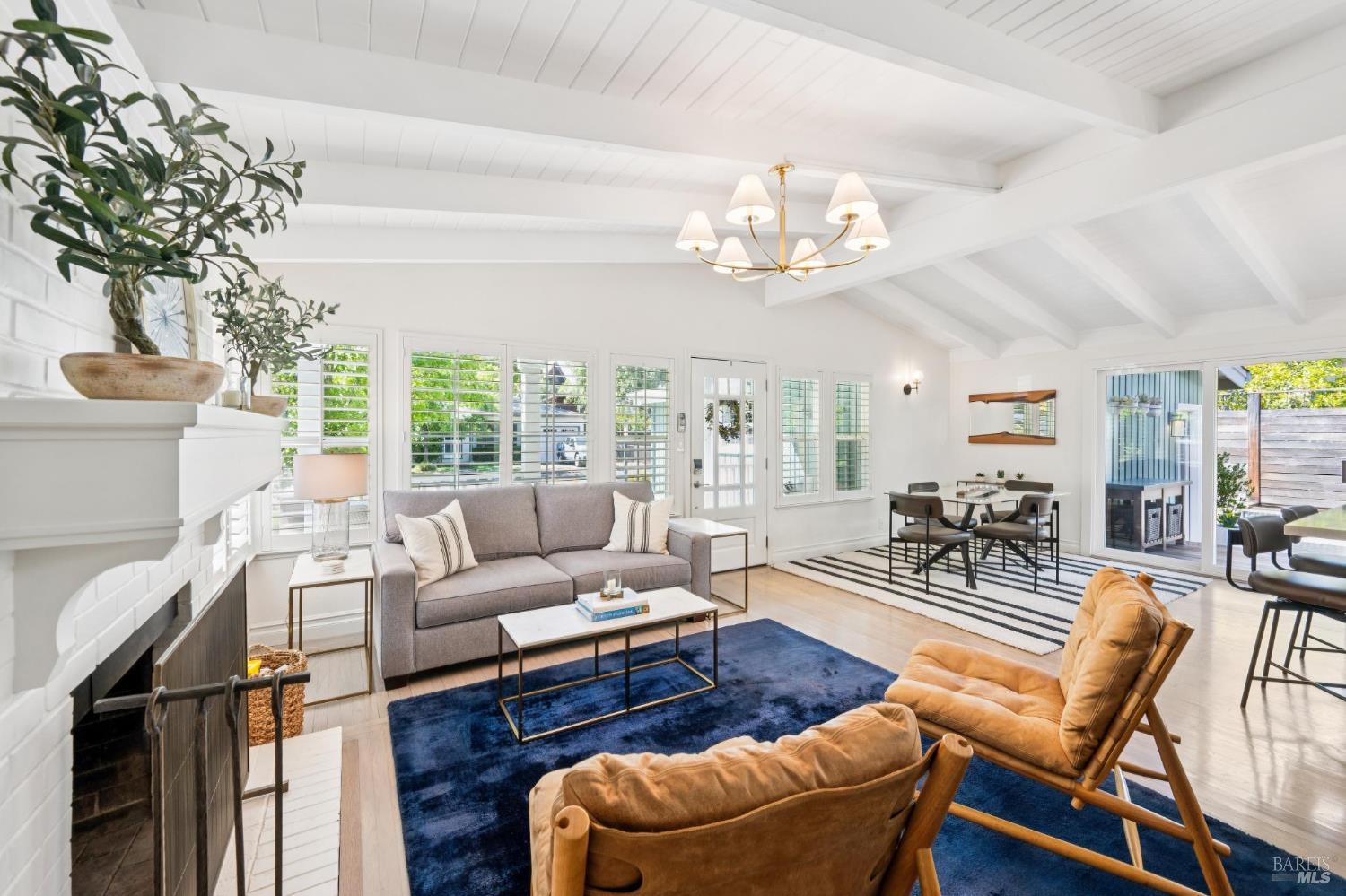 420 Moll Court Sonoma CA 95476