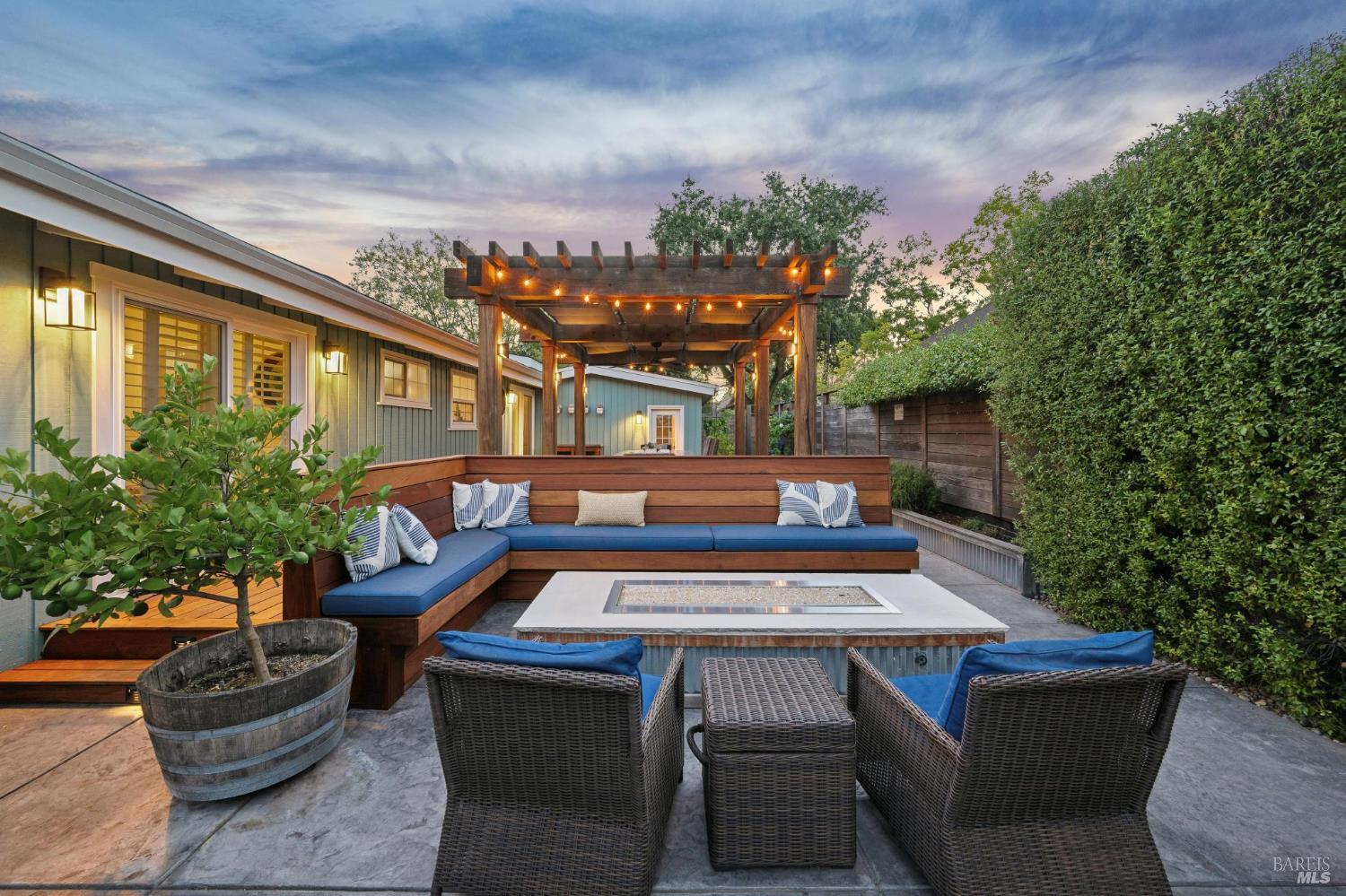 420 Moll Court Sonoma CA 95476