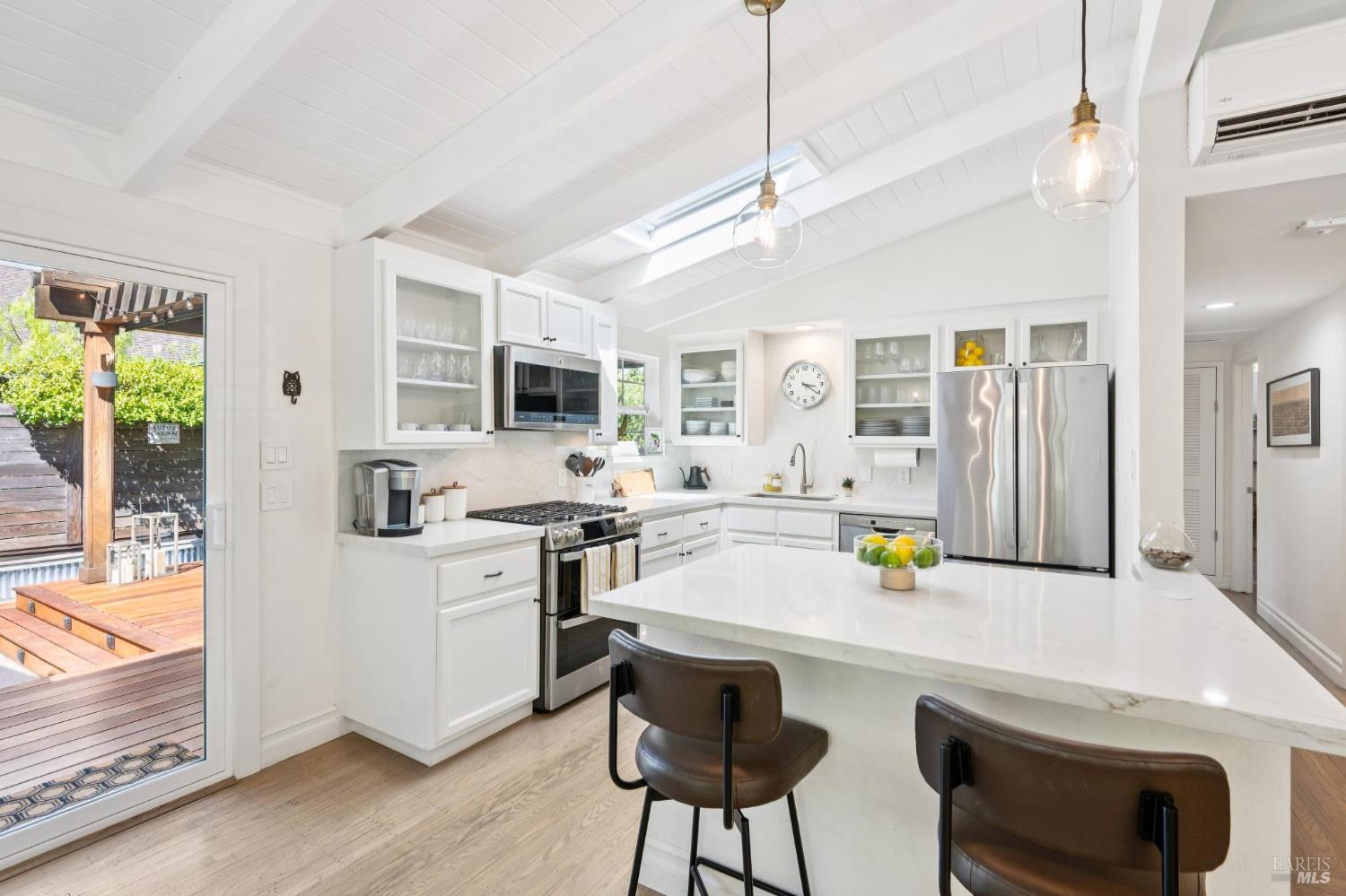 420 Moll Court Sonoma CA 95476