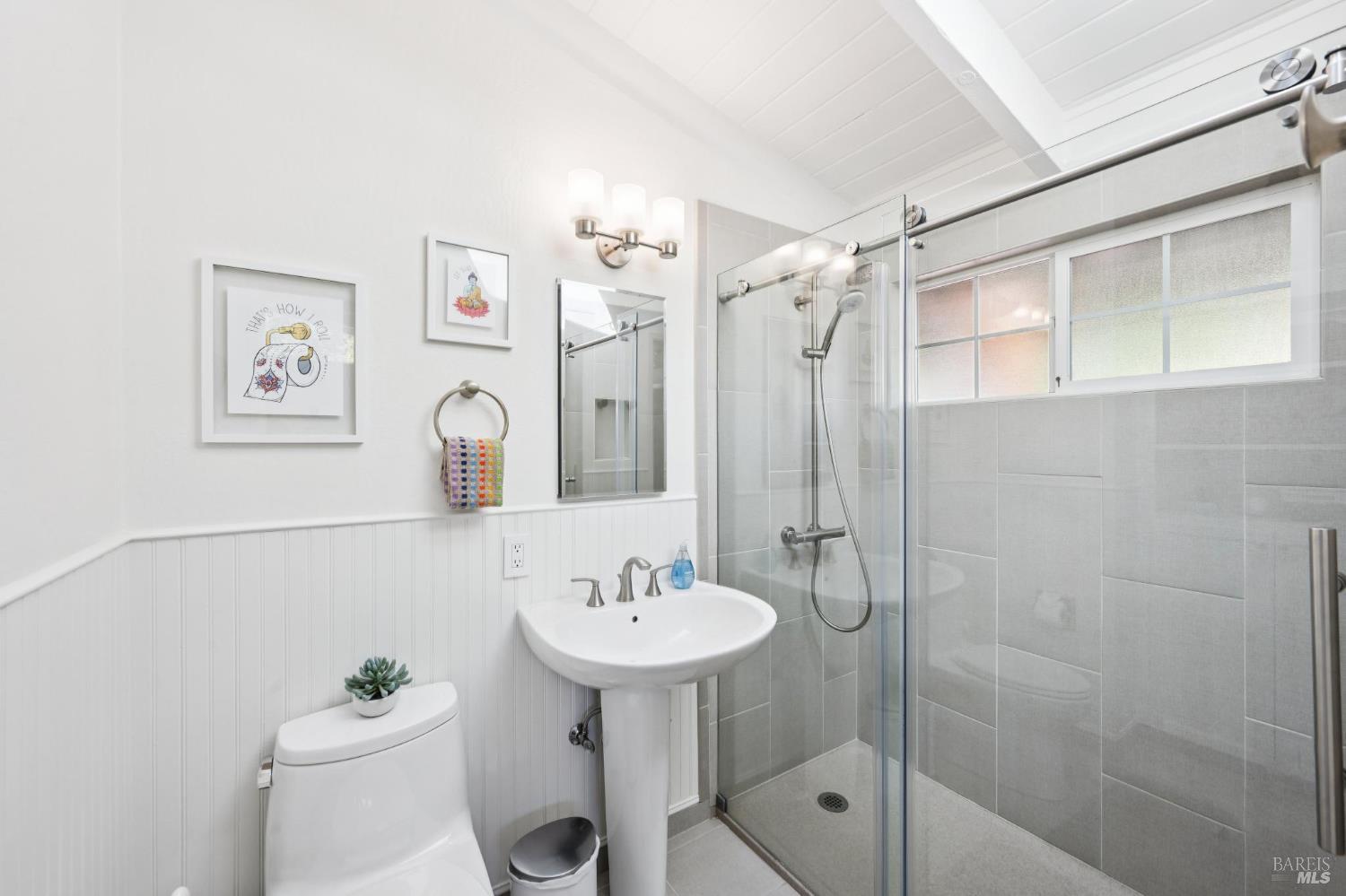 420 Moll Court Sonoma CA 95476