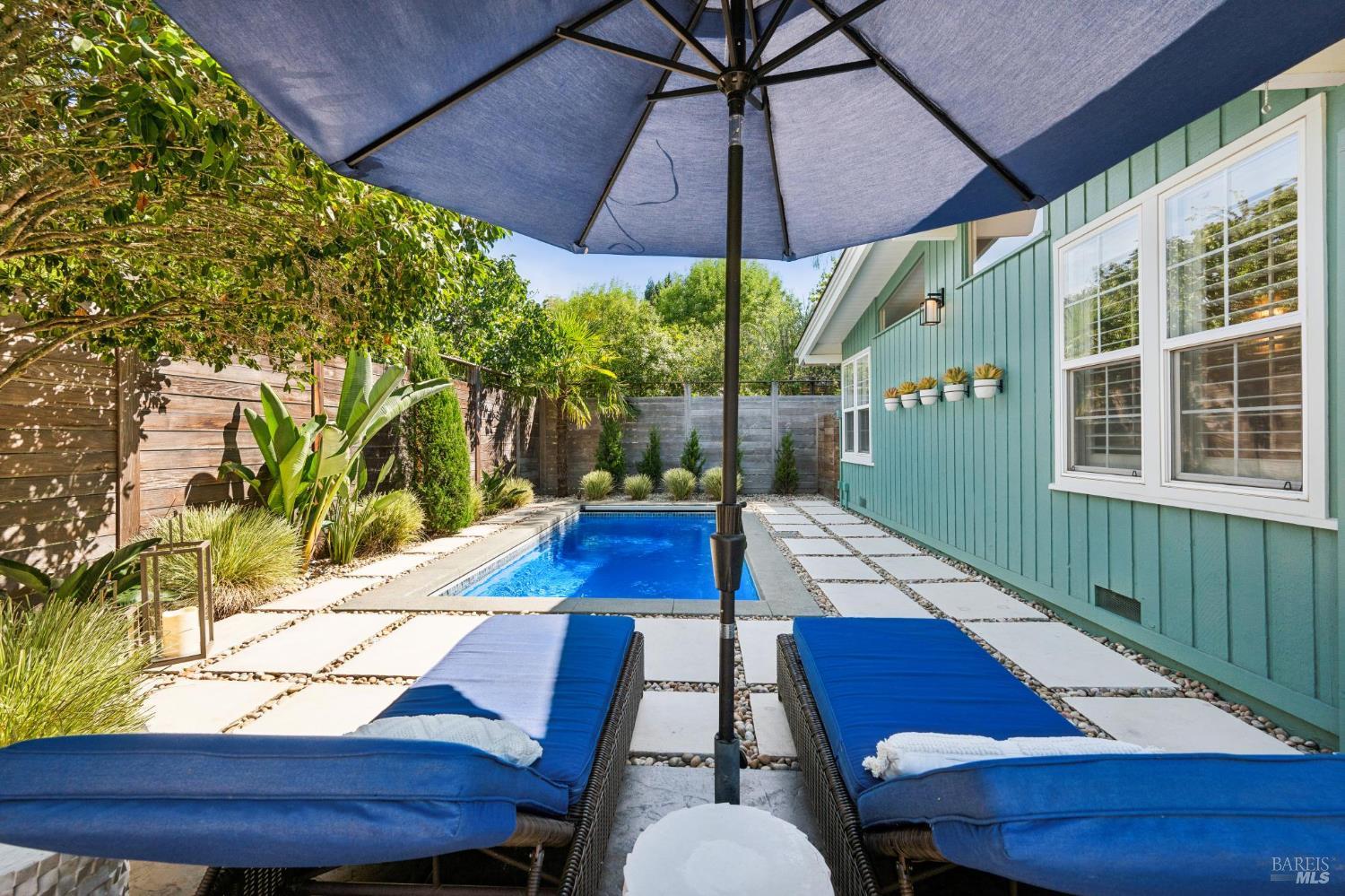 420 Moll Court Sonoma CA 95476