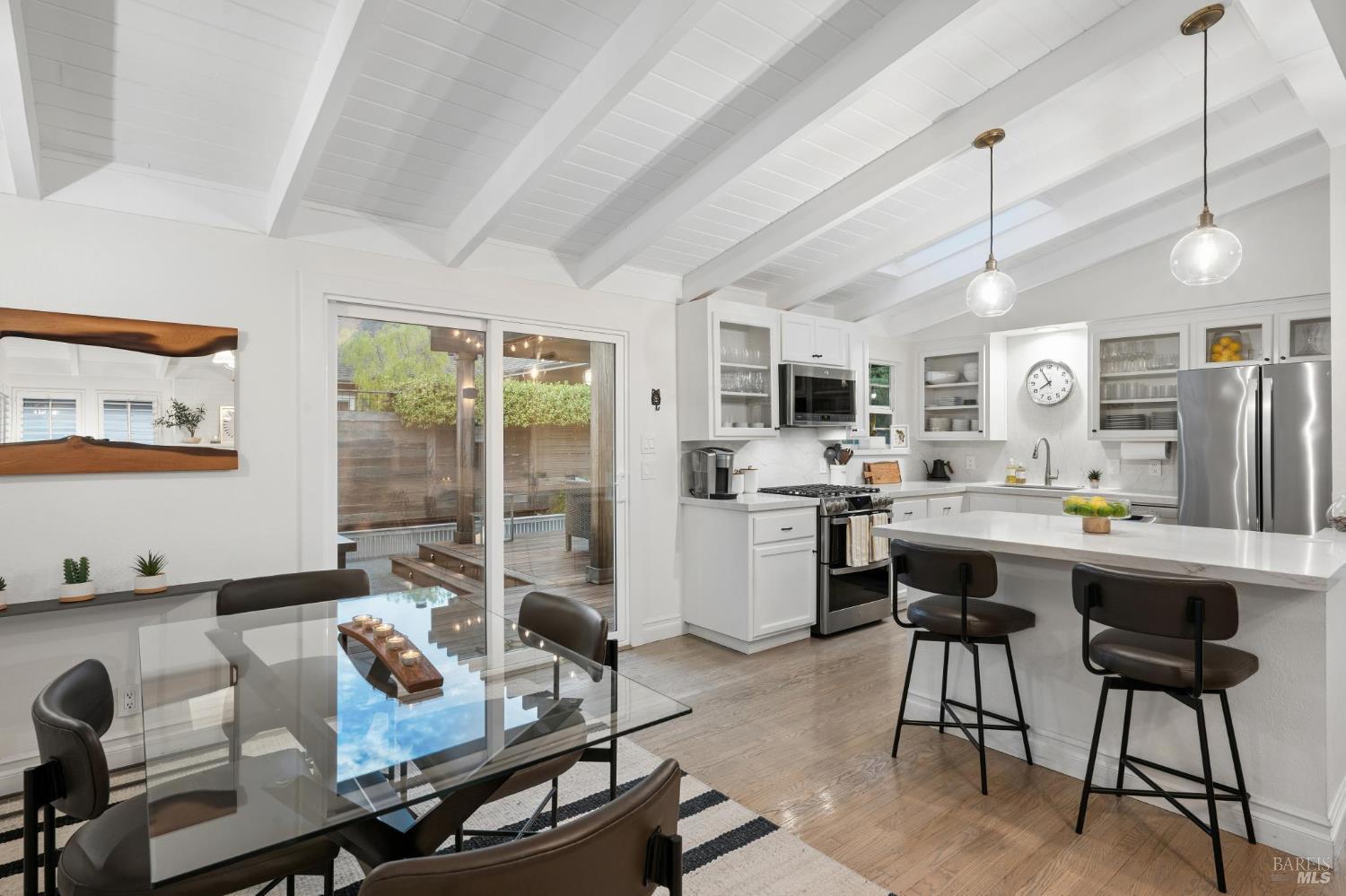 420 Moll Court Sonoma CA 95476