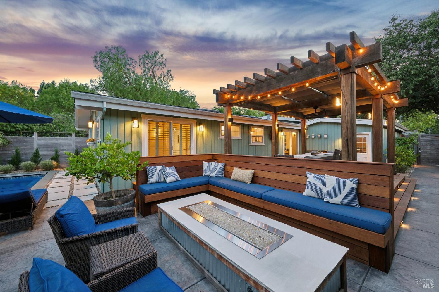 420 Moll Court Sonoma CA 95476