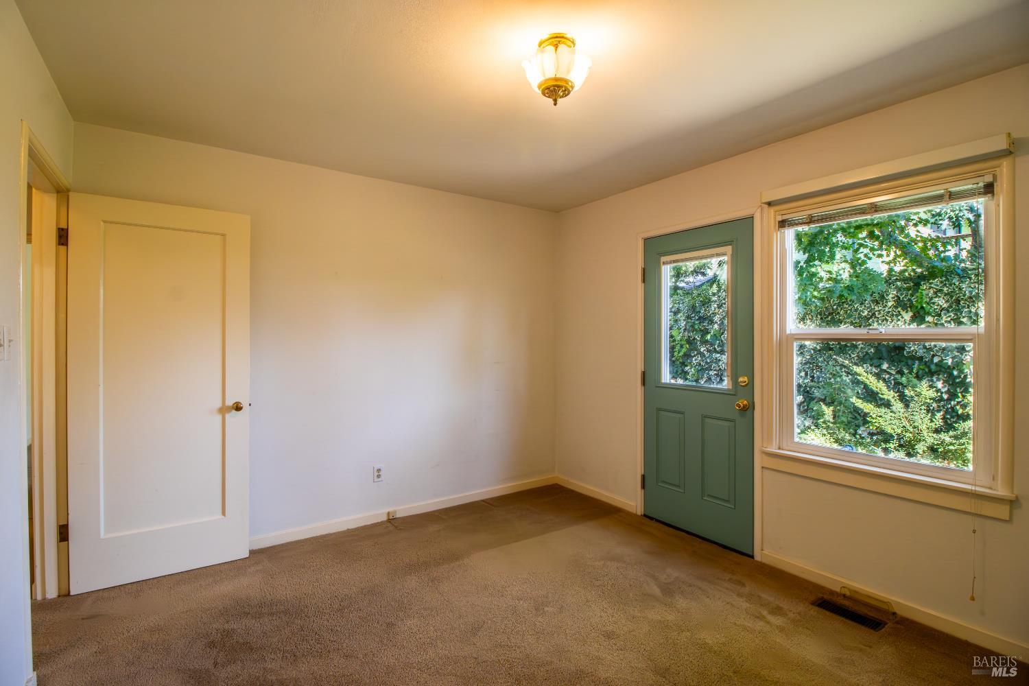806 W Mill Street Ukiah CA 95482