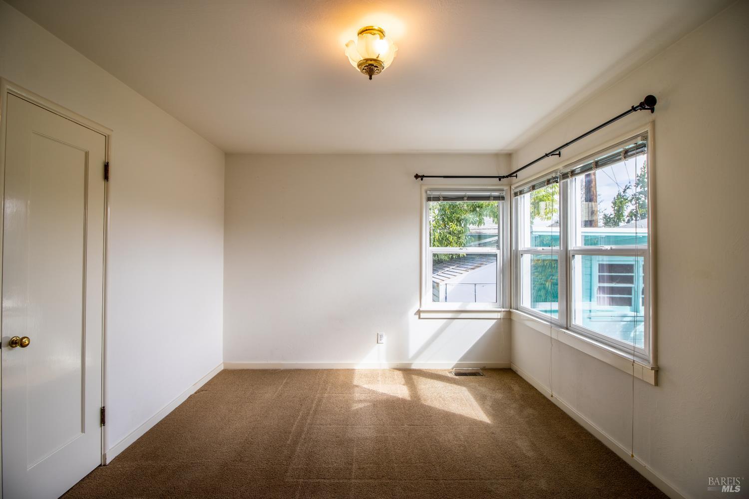 806 W Mill Street Ukiah CA 95482