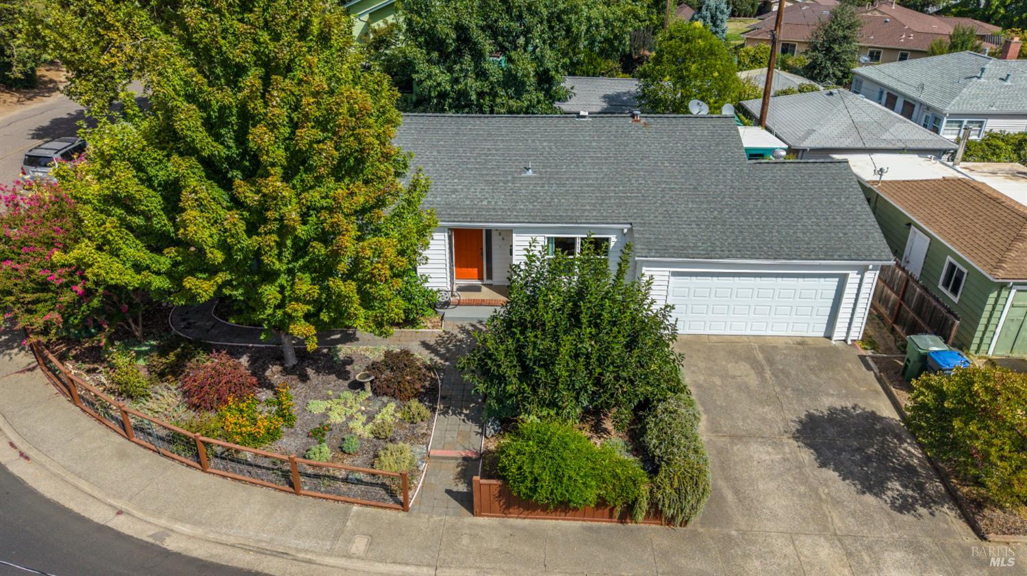 806 W Mill Street Ukiah CA 95482
