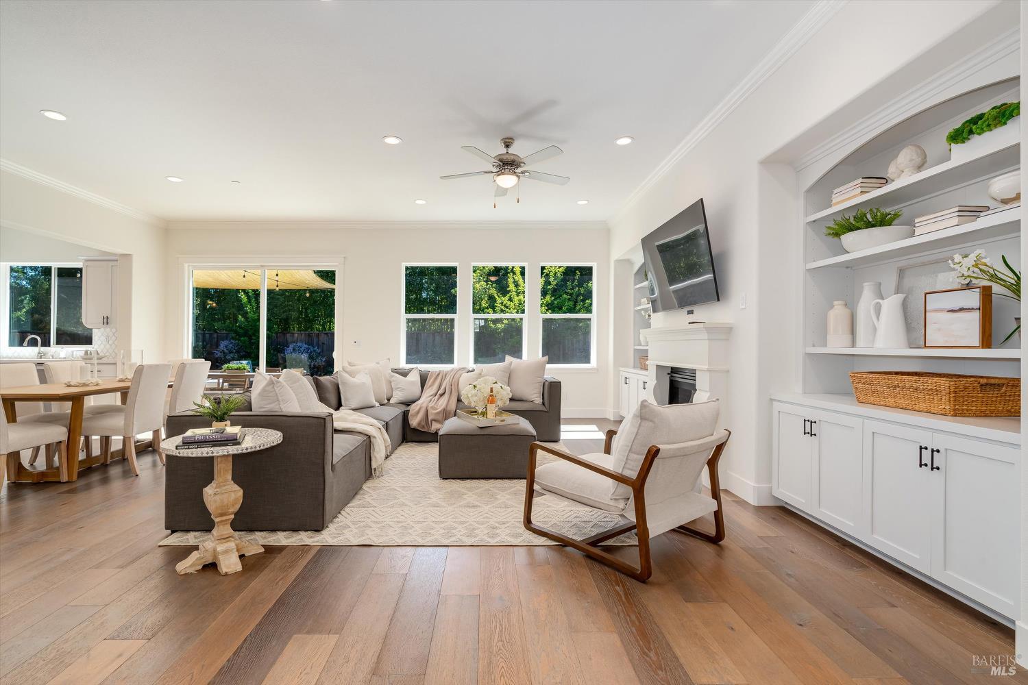 215 Pheasant Court Napa CA 94558