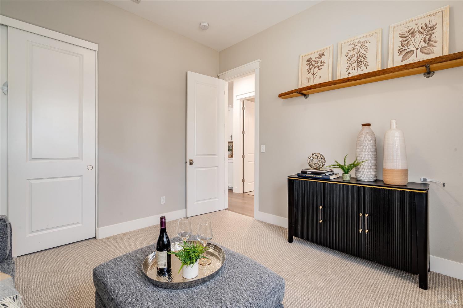 215 Pheasant Court Napa CA 94558