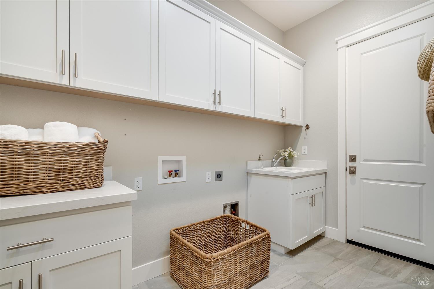 215 Pheasant Court Napa CA 94558
