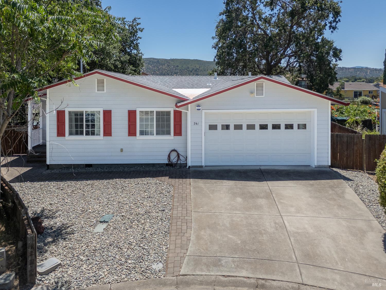 741 Pebble Way Clearlake Oaks CA 95423