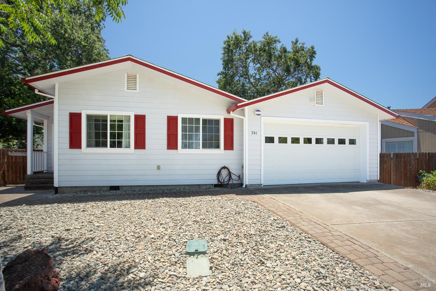 741 Pebble Way Clearlake Oaks CA 95423