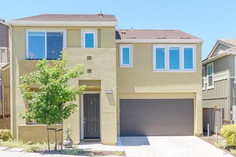 504 Ruby Street Petaluma CA 94952