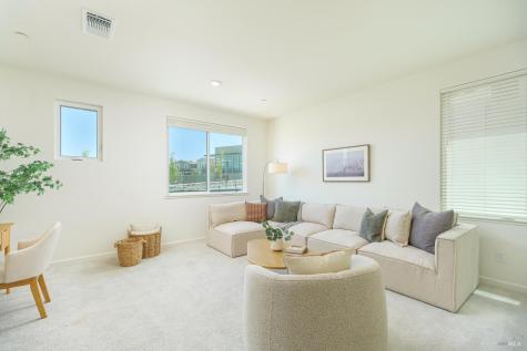 504 Ruby Street Petaluma CA 94952