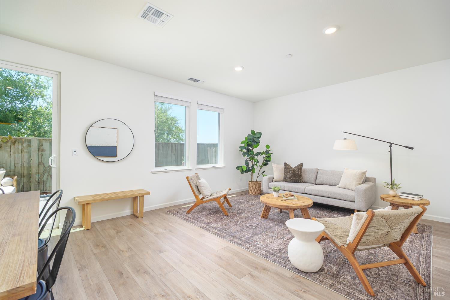504 Ruby Street Petaluma CA 94952
