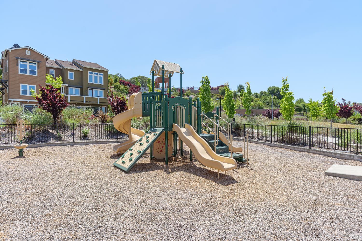 504 Ruby Street Petaluma CA 94952