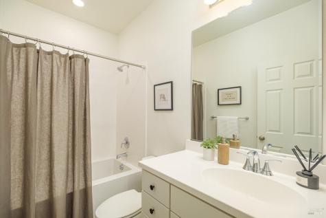 504 Ruby Street Petaluma CA 94952