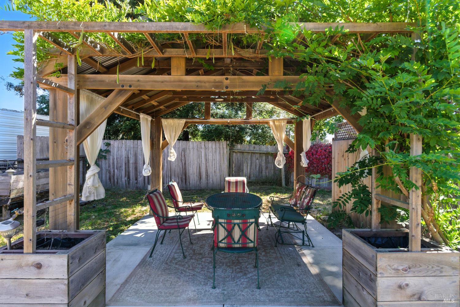 5816 Lowell Court Cotati CA 94931