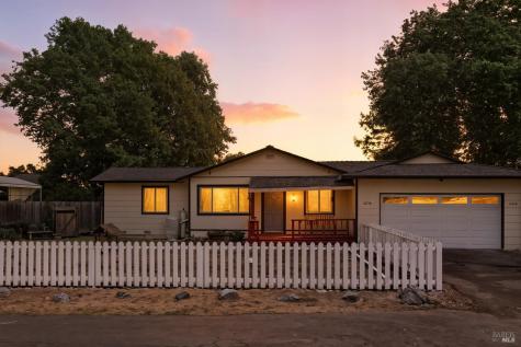 5816 Lowell Court Cotati CA 94931