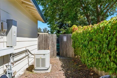 5816 Lowell Court Cotati CA 94931