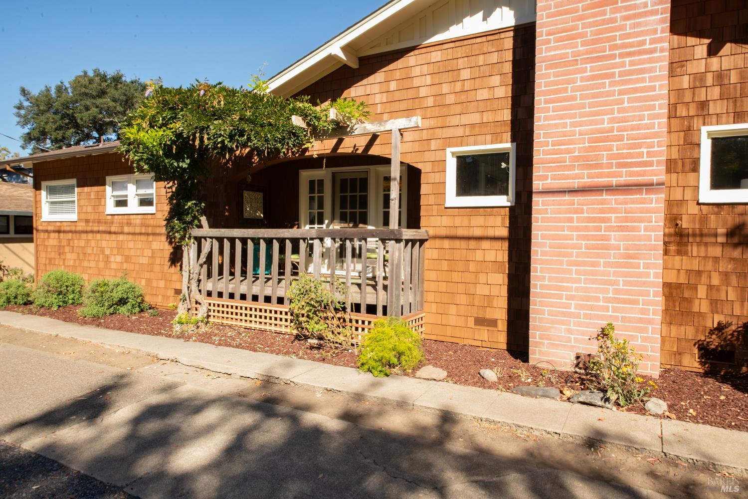 901 Humboldt Street Santa Rosa CA 95404