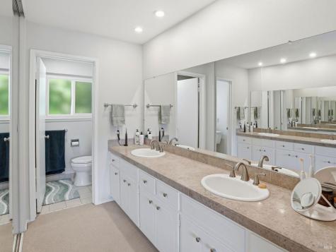 33 Manzano Court Novato CA 94945